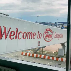 Ile trwa lot do Bułgarii? Z Polski najszybciej w 1,5h!