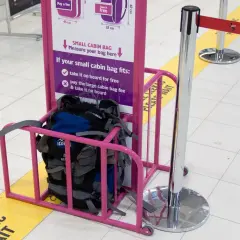 Wizz Air: Bagaż podręczny bez opłat? Spakuj go sprytnie!