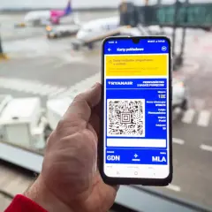 Ryanair: Karta pokładowa 2026 drukować czy użyć aplikacji?