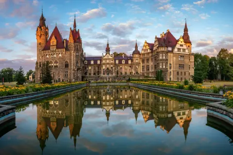 Odkryj Opolszczyznę: zamki, dinozaury i ukryte perły regionu