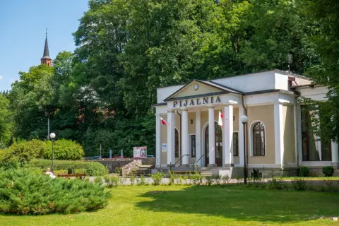Duszniki-Zdrój: Atrakcje na każdą porę roku. Co warto zobaczyć?