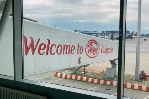 Ile trwa lot do Bułgarii? Z Polski najszybciej w 1,5h!