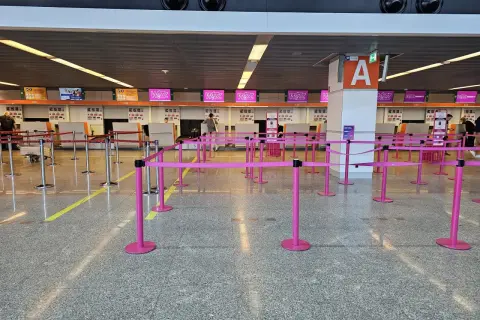 Wizz Air: Jak wydrukować kartę pokładową i uniknąć opłat?