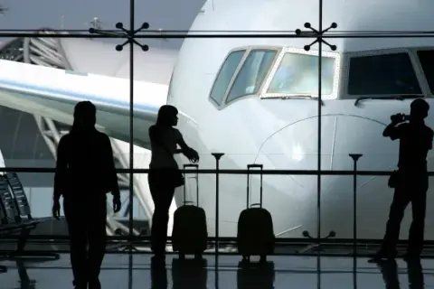Paryż: CDG, Orly, Beauvais? Wybierz najlepsze lotnisko dla siebie!