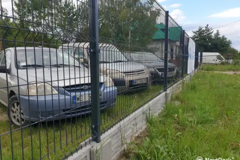 Parking Modlin: Tydzień za 95 zł? Porównaj i wybierz!