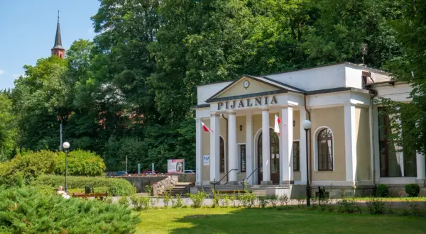 Duszniki-Zdrój: Atrakcje na każdą porę roku. Co warto zobaczyć?