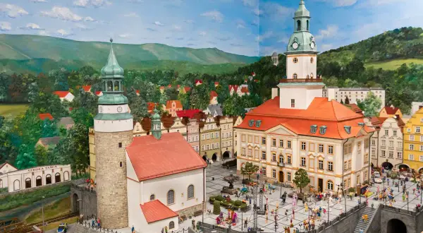 Jelenia Góra: Najlepsze atrakcje i pomysły na weekend w Karkonoszach.