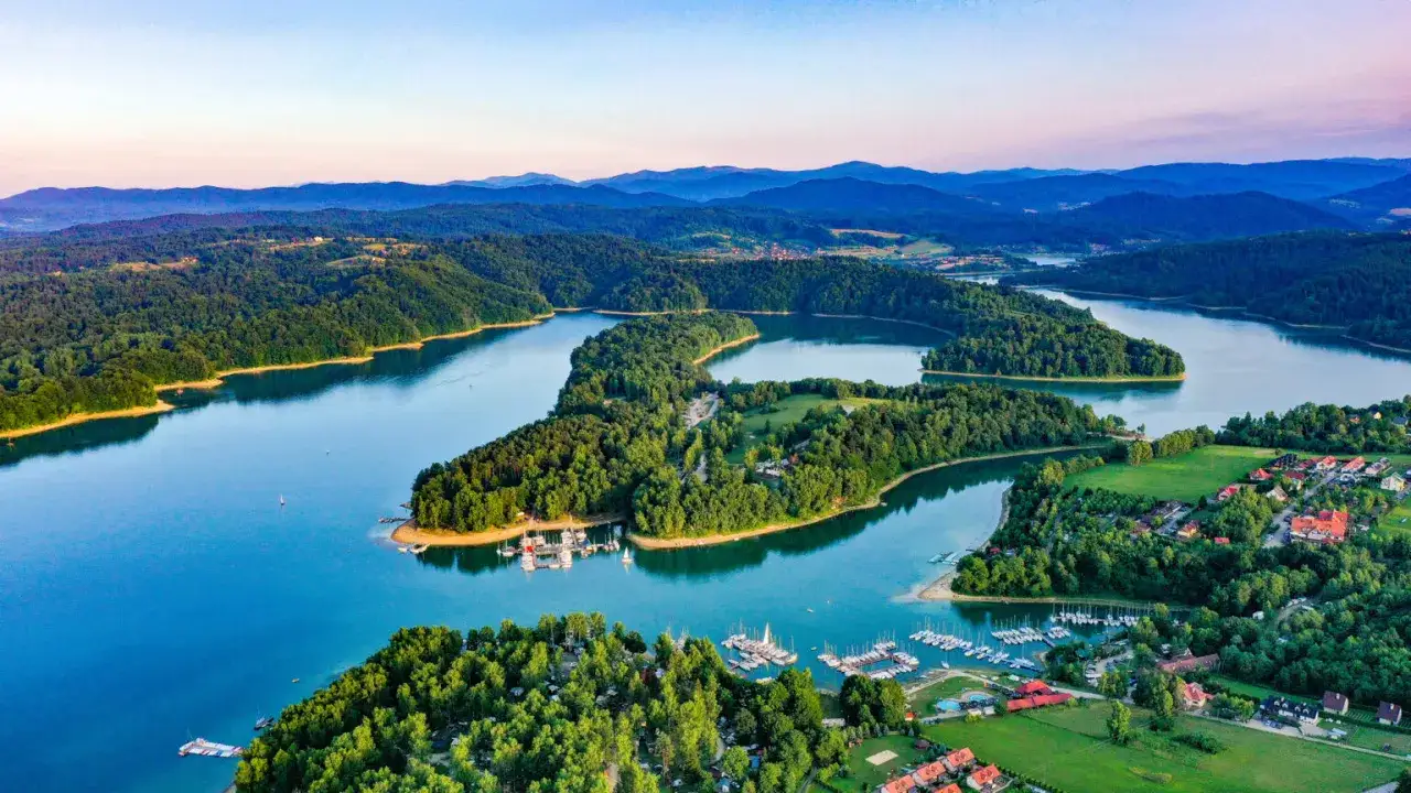 Zapora Solina wnętrze zwiedzanie