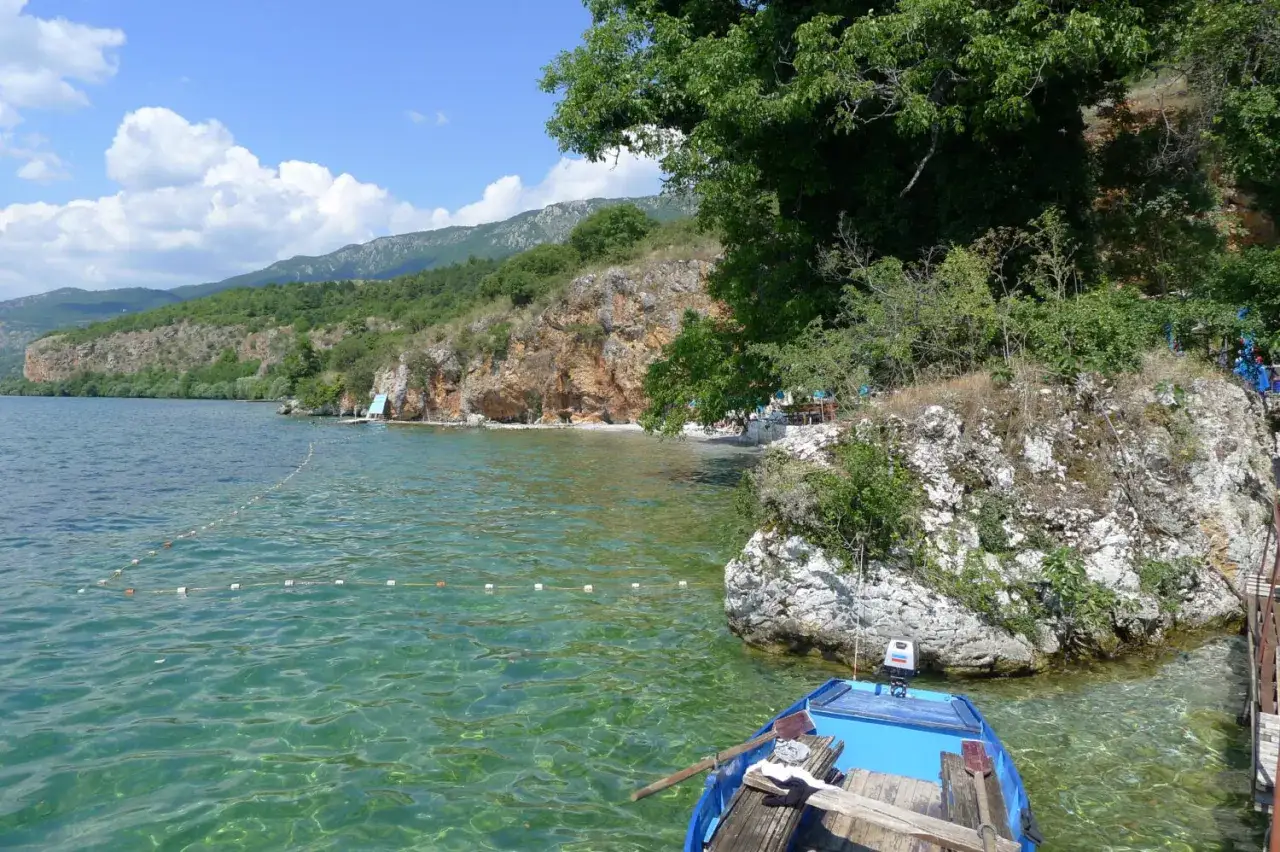 Jezioro Ochrydzkie Macedonia Północna cerkiew Kaneo