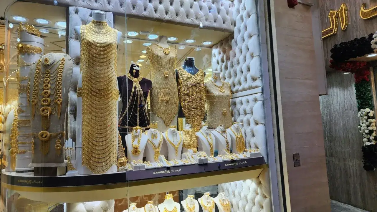 Dubai Duty Free dates and spices